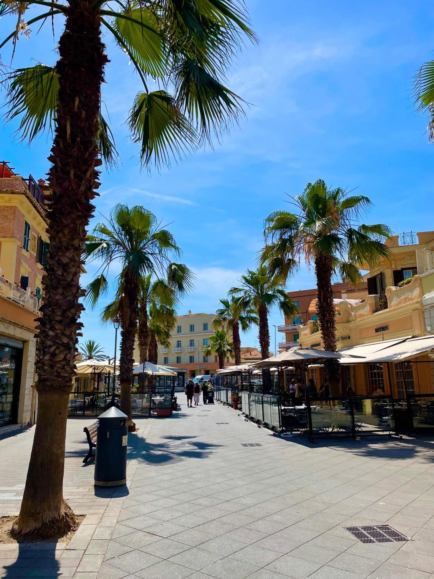La Bouganville Lido di Ostia Exteriör bild