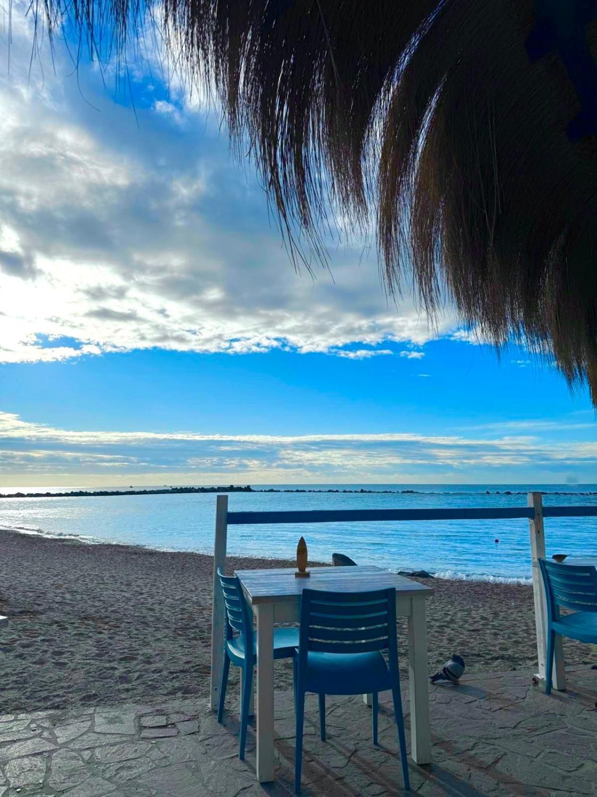 La Bouganville Lido di Ostia Exteriör bild